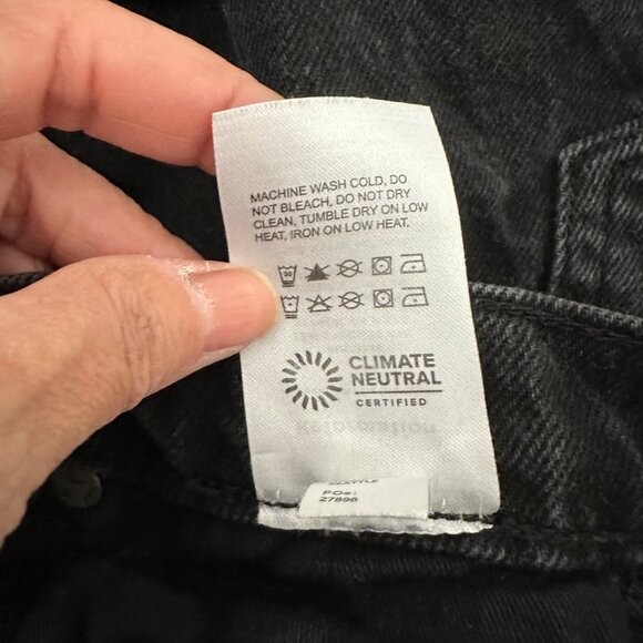 Reformation Charlie High Rise Jean Short Distress Washed Black Sz 24 - Picture 7 of 7